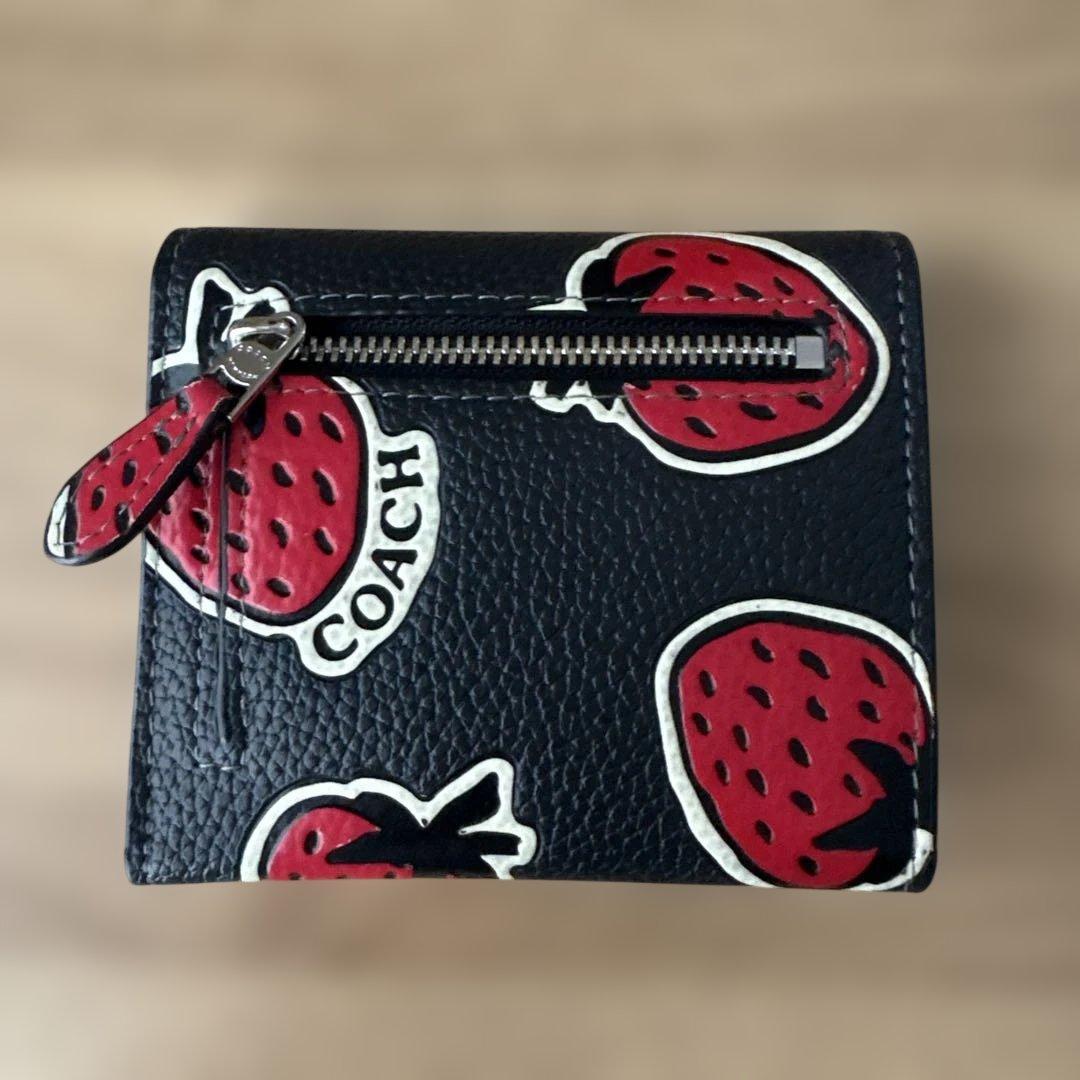 COACH いちご ストロベリー 二つ折り 財布 ブラック
