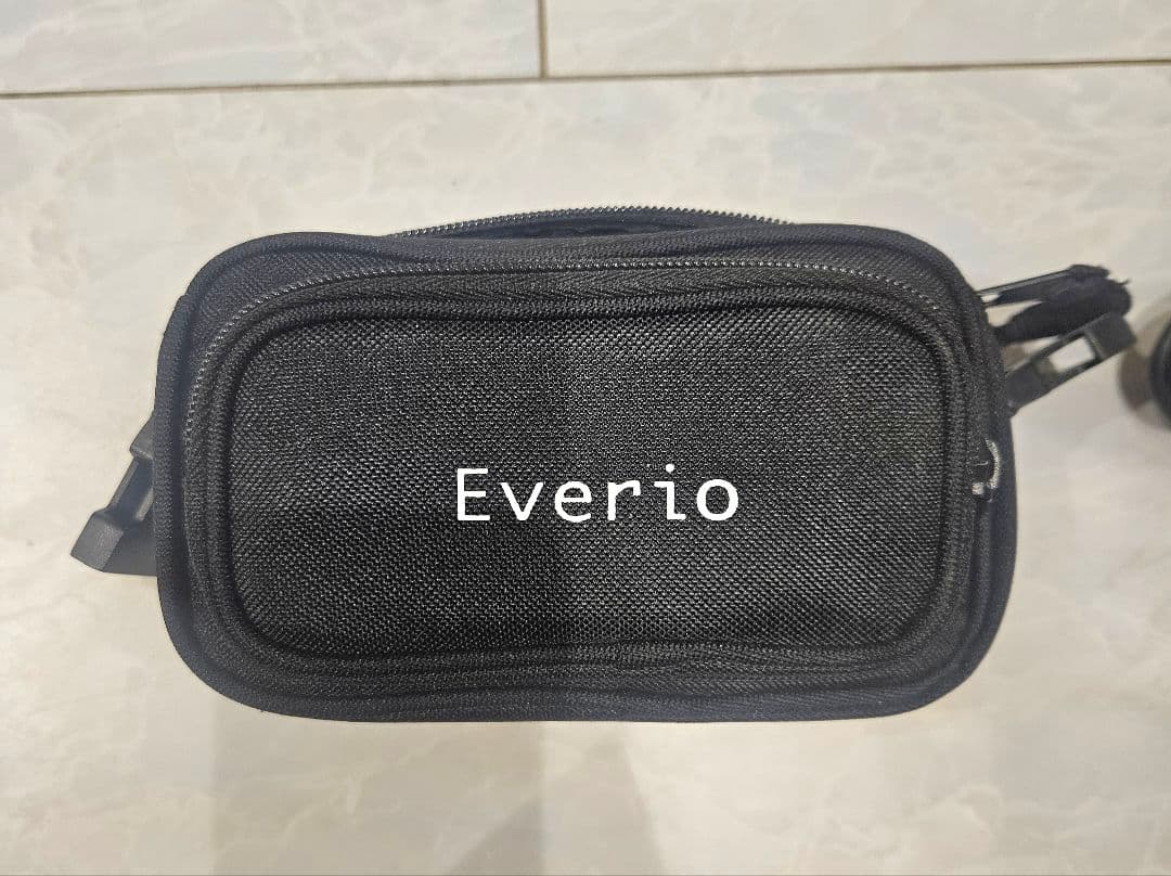 美品☆動作良好　JVC　Everio　ビデオカメラ　GZ-F100　2015年製