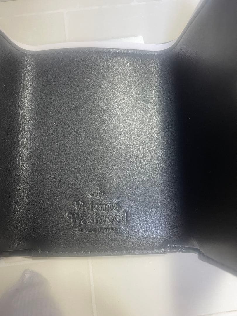 Vivienne Westwood 三つ折り財布　黒　ブラック