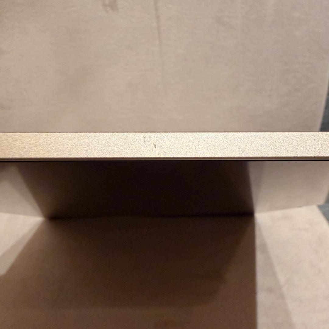 極美品　Apple iPad Air M2 13インチ Wi-Fi スターライト