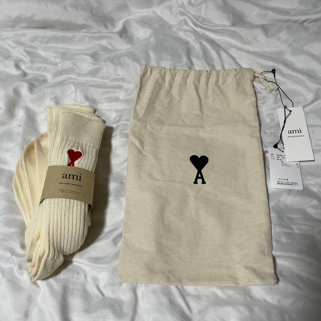 ami ハート刺繍ソックス
