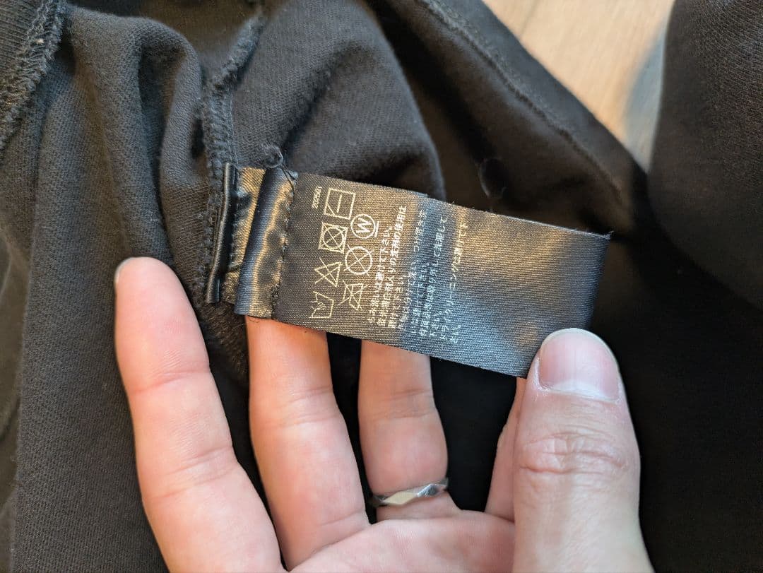 AMIRI スネーク ロングスリーブ Tシャツ