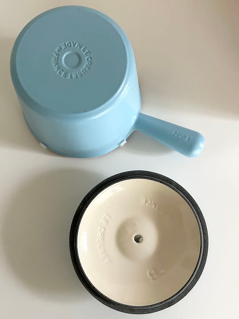 美品LE CREUSET シュガーブルー　ウィンザーポット　箱あり