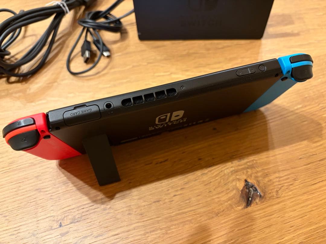 任天堂 スイッチ HAC-001 美品 動作良好 付属品有り