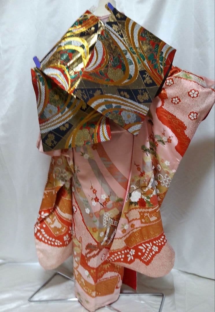 振袖 フルセット　金彩　正絹　駒刺繍　 着付け小物一式付き