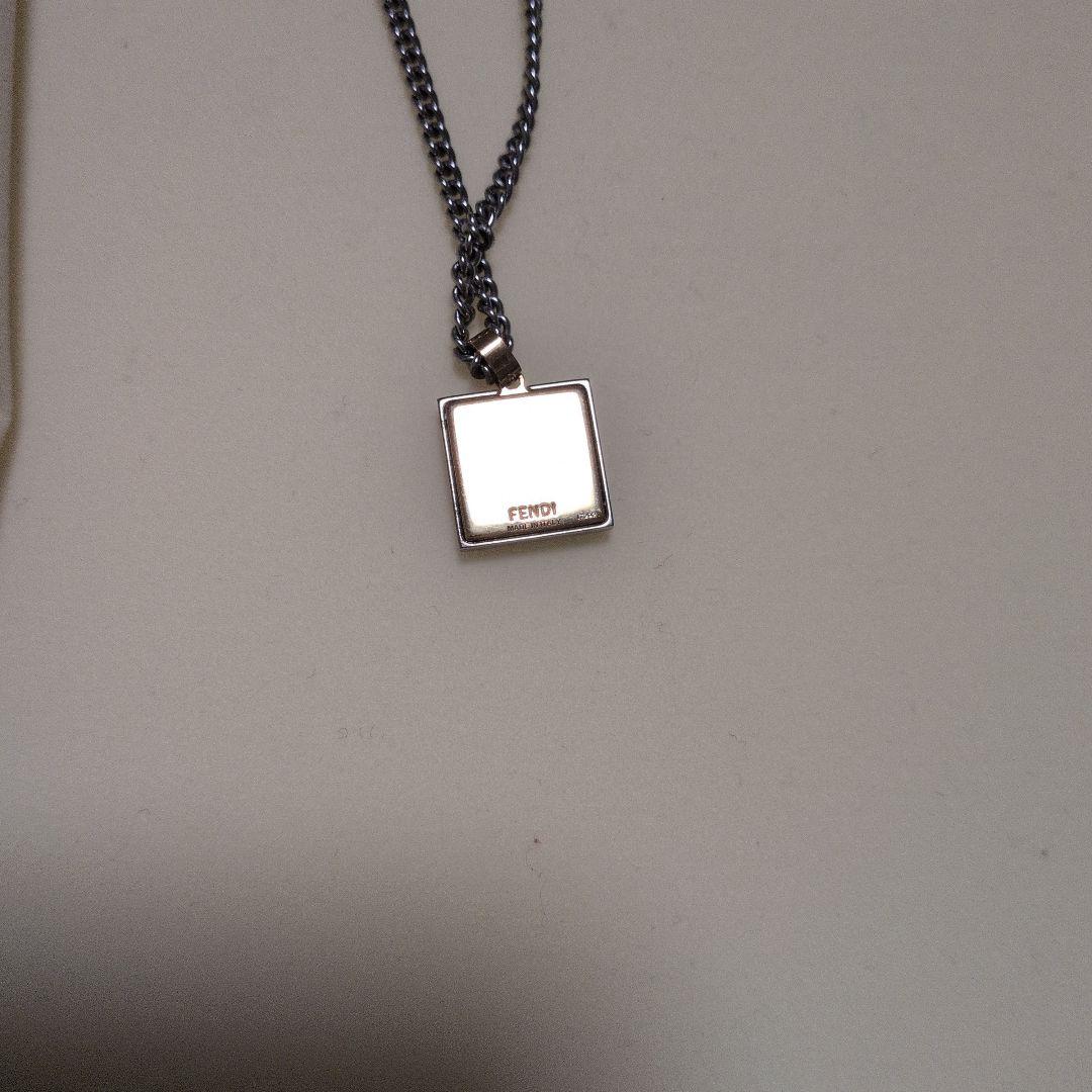 Fendi FFロゴネックレス　美品　目黒蓮　着用
