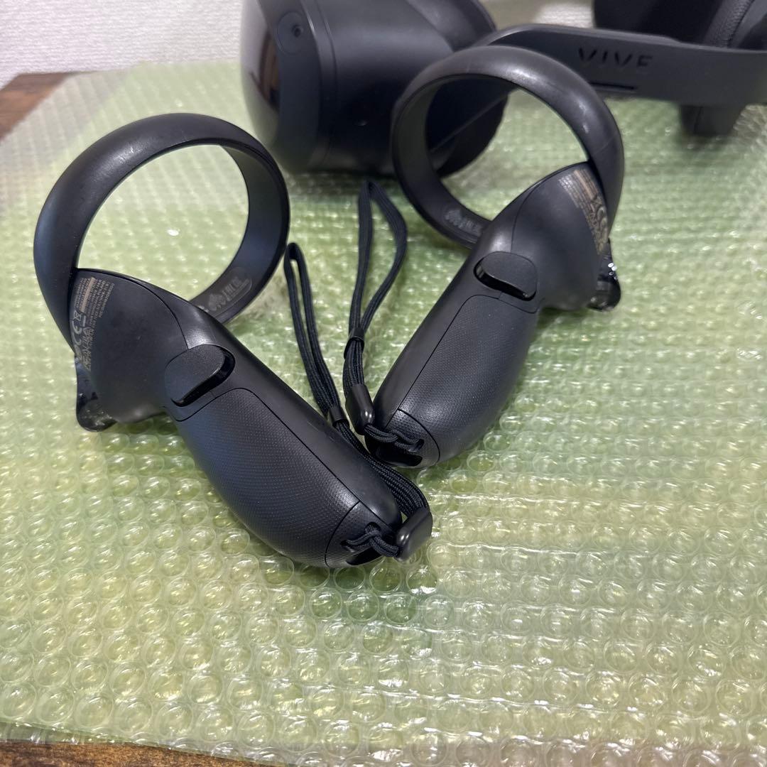 HTC VIVE FOCUS 3 VRヘッドセットセット　128GB