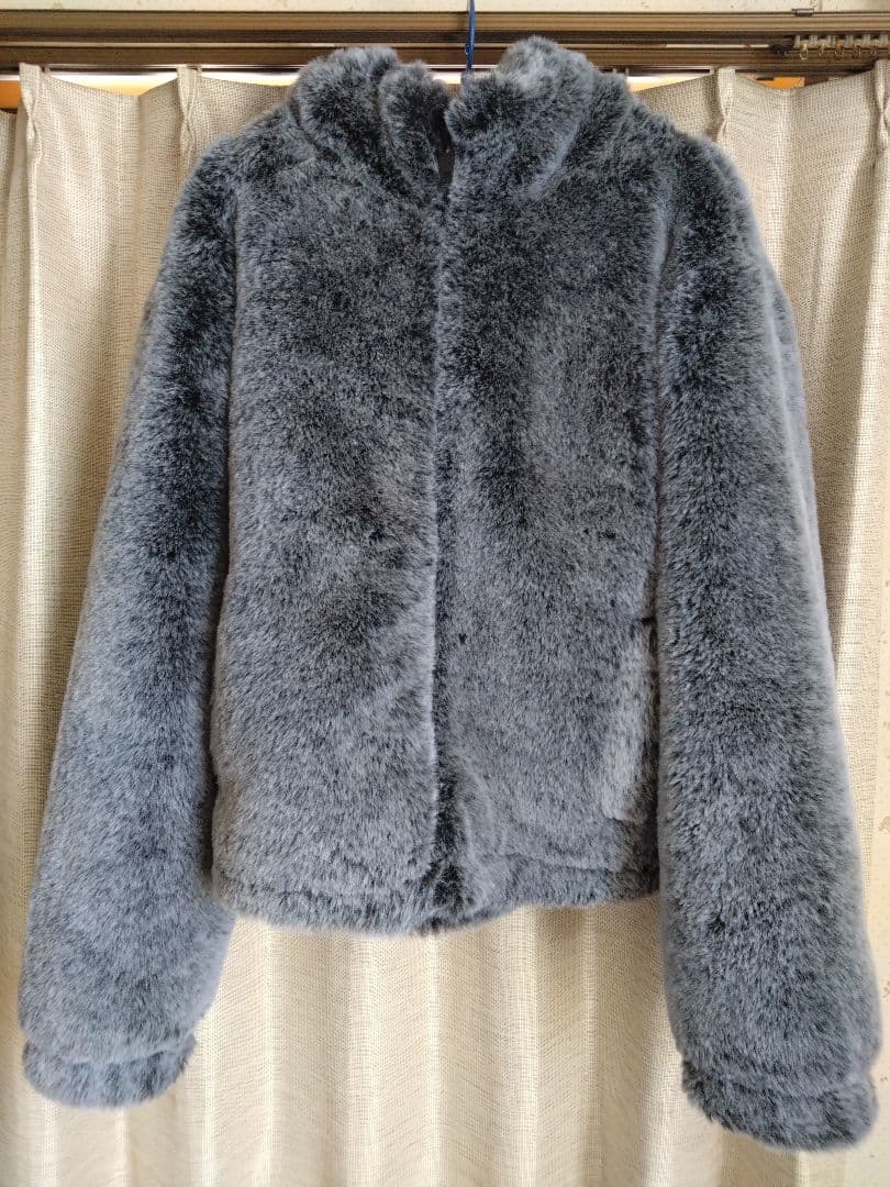 ZARA☆大人気完売商品★ファーフードジャケットＭサイズ美品です★