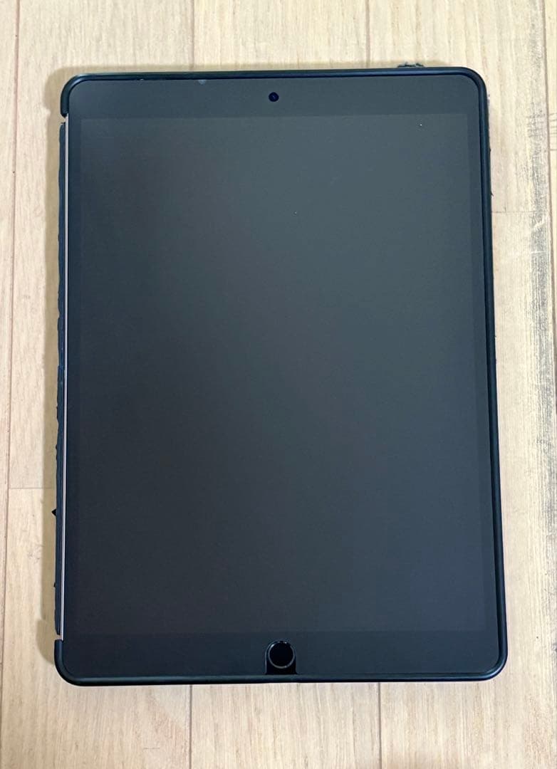 【かなり美品】iPad pro10.5 A1709 64GB セルラー仕様