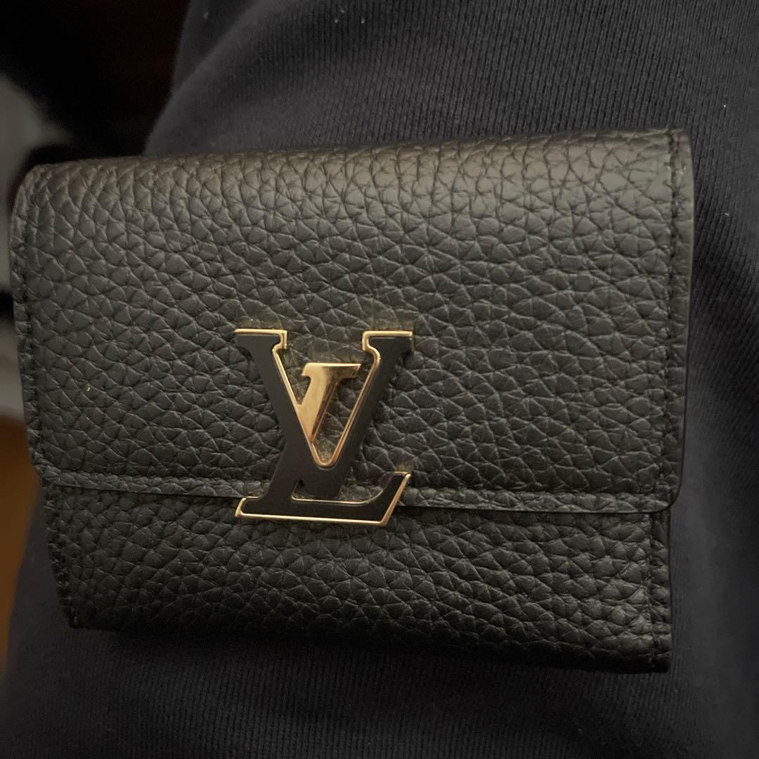 Louis Vuitton ポルトフォイユ・カプシーヌ コンパクト M62157