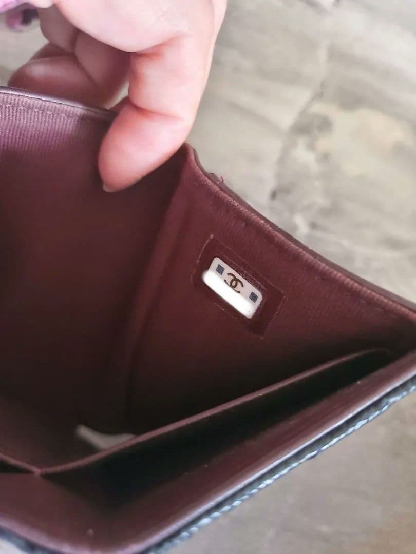 CHANEL シャネル キャビアキンマトラッセ 三折 ミニ財布