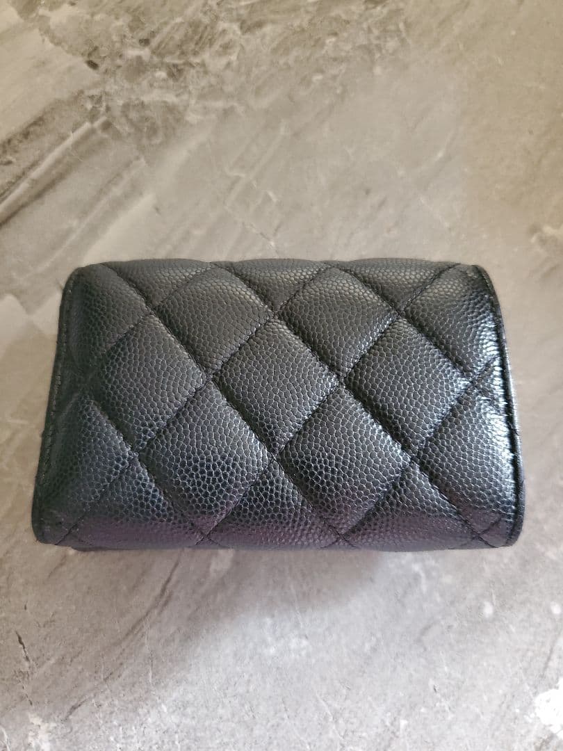 CHANEL シャネル キャビアキンマトラッセ 三折 ミニ財布