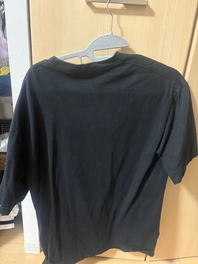 バレンシアガ　Tシャツ