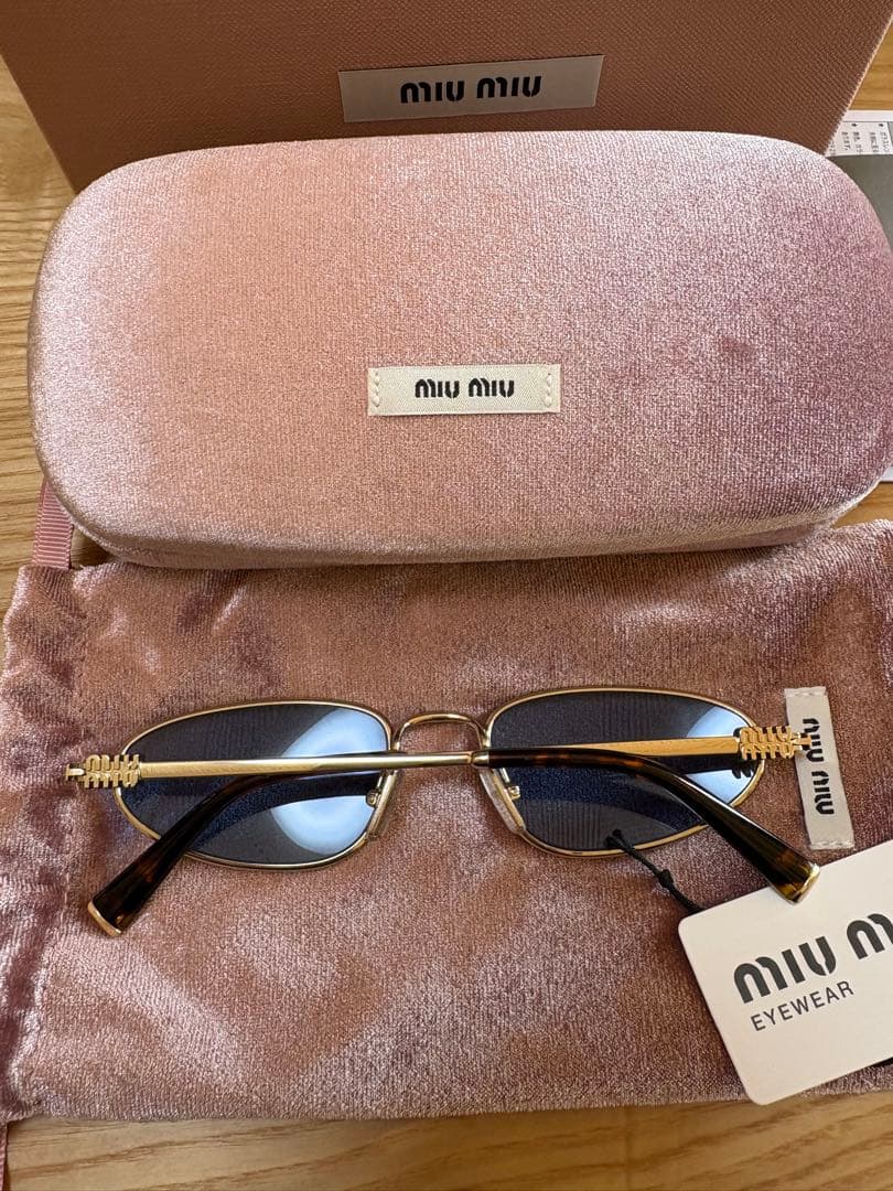 miu miu サングラス ケース付き