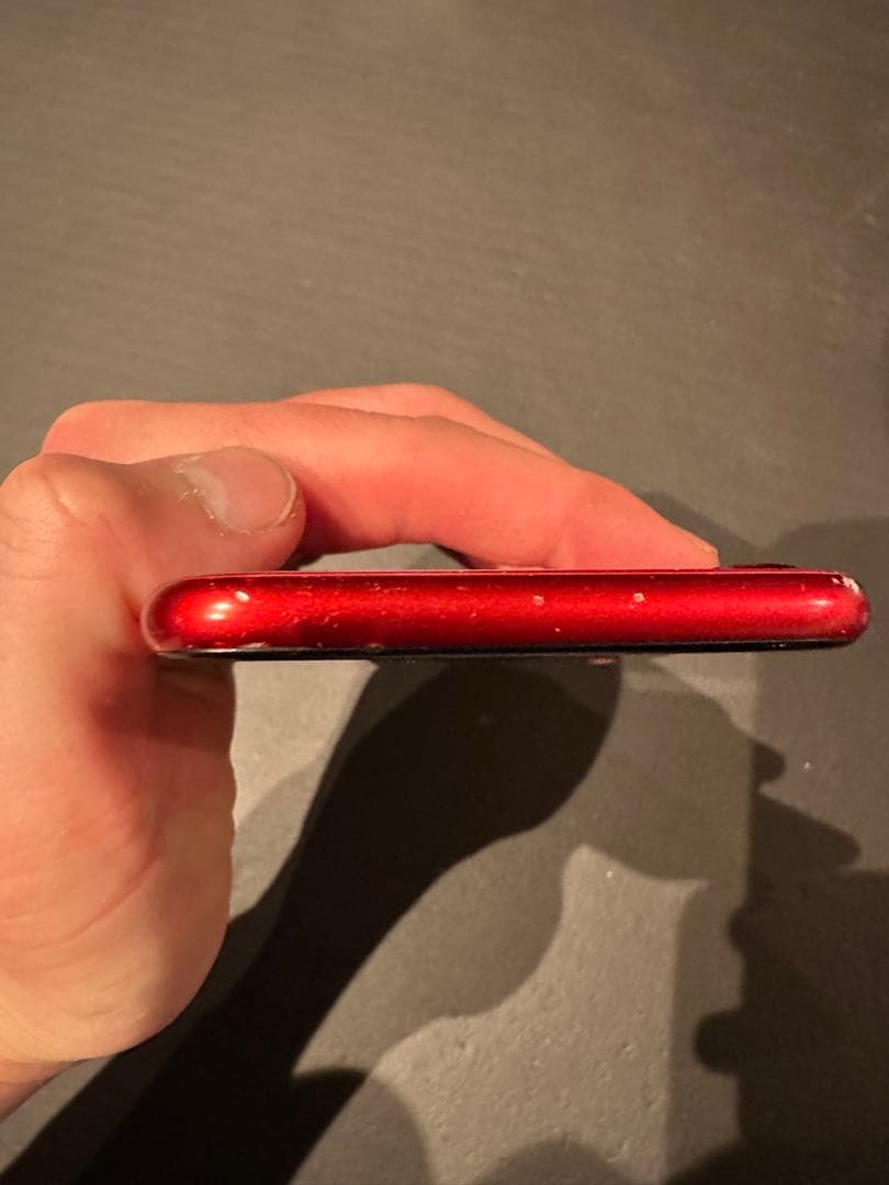 iPhone 8 256GB本体 画面傷あり