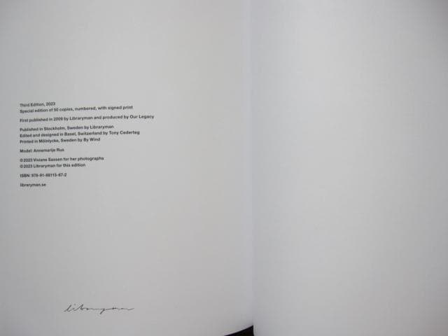 Sol & Luna　Viviane Sassen　直筆サイン