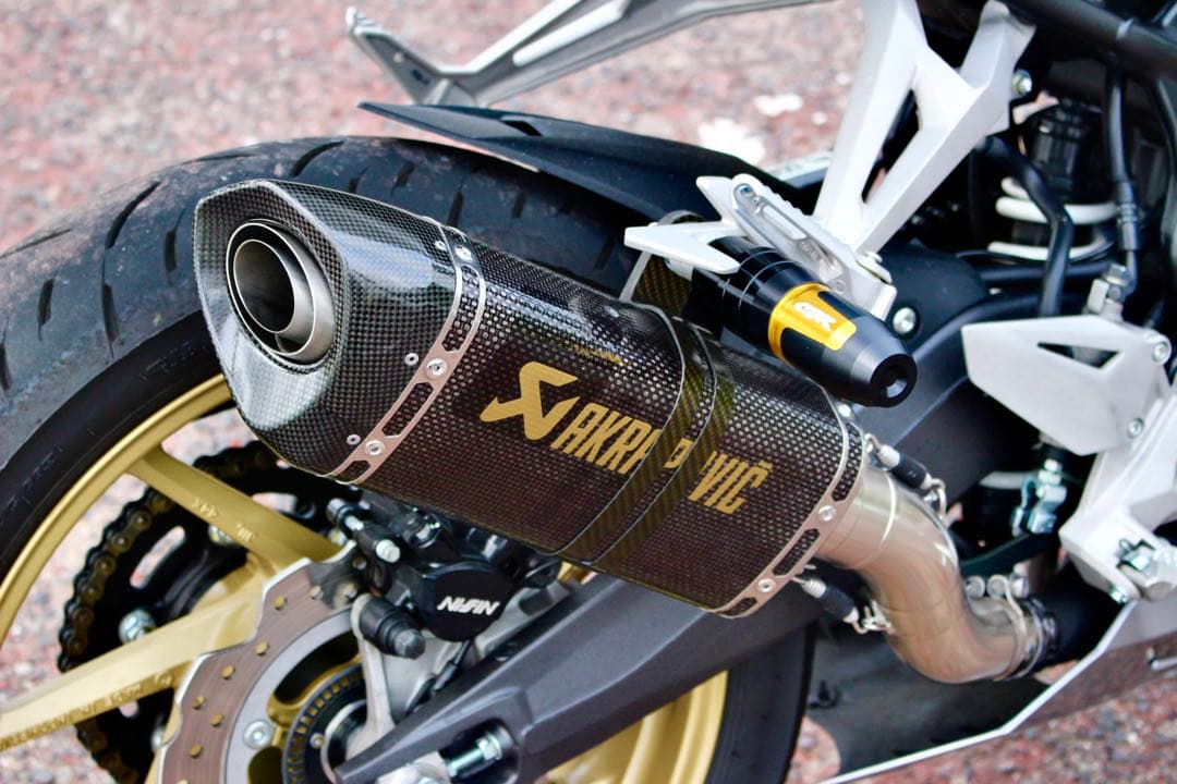 CBR250RR MC51　アクラポビッチサイレンサー