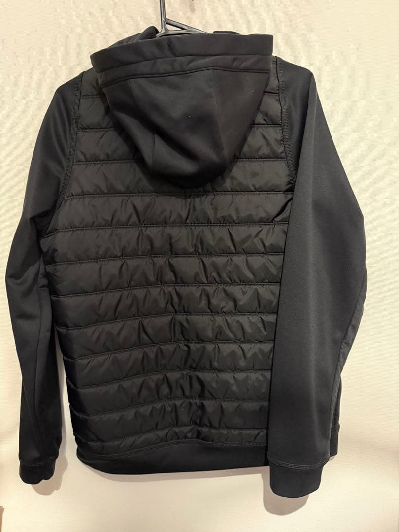 Nike アウター・ジャケット　Mサイズ