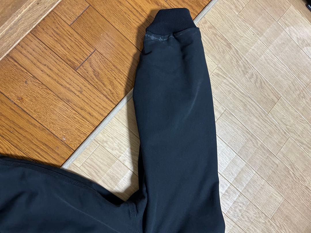 Carhartt アクティブジャケット 黒