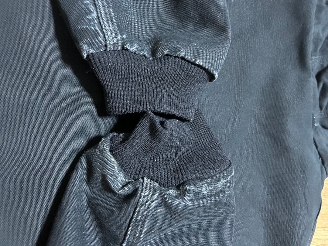Carhartt アクティブジャケット 黒