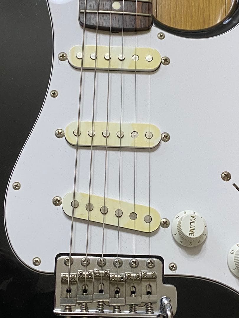 フェンダージャパンストラトキャスターST-STD美品ユーズド Fender