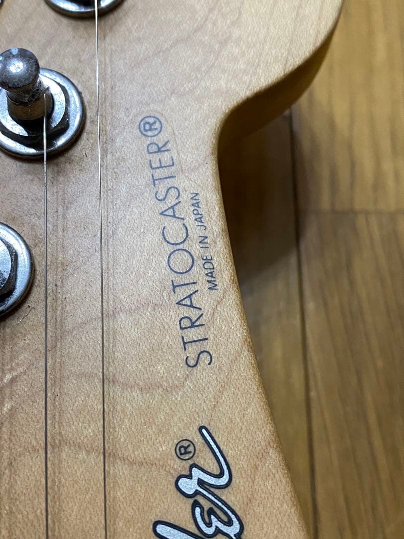 フェンダージャパンストラトキャスターST-STD美品ユーズド Fender
