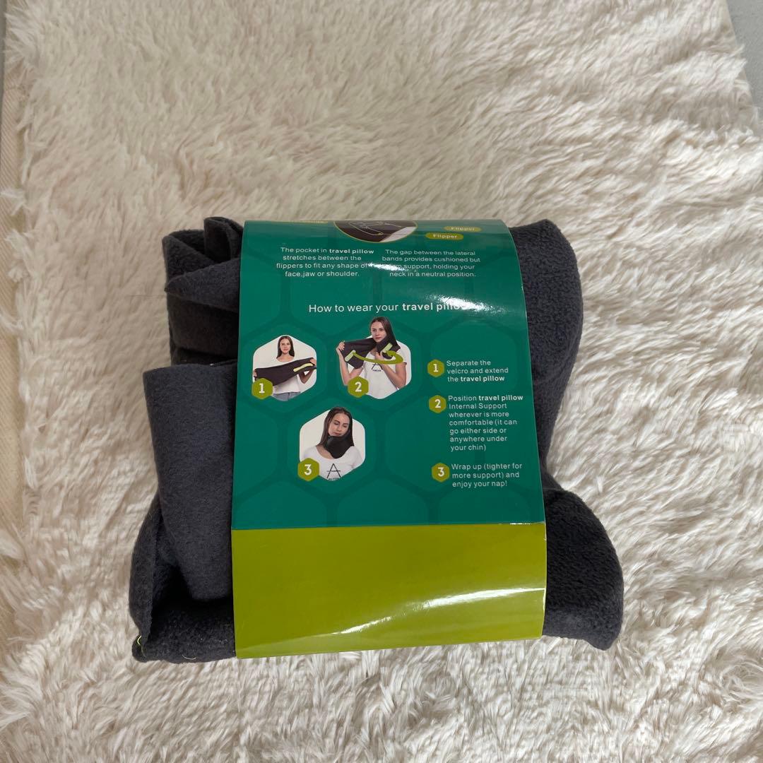 新品未使用　Trtl Travel Pillow ネックピロー