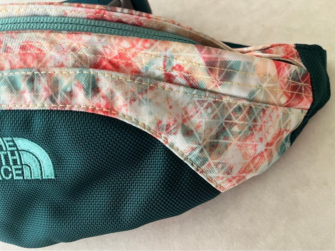 THE NORTH FACE ノースフェイス グラニュール タイダイ 総柄