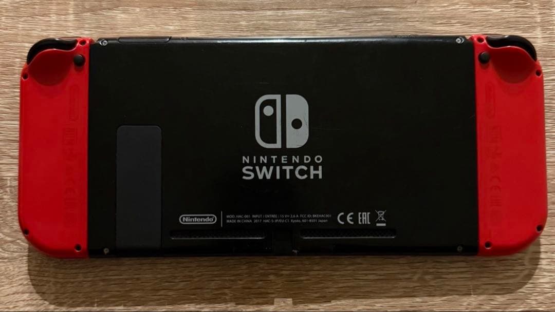 o*u様 【動作確認済み！】Nintendo Switch 赤/黒 本体