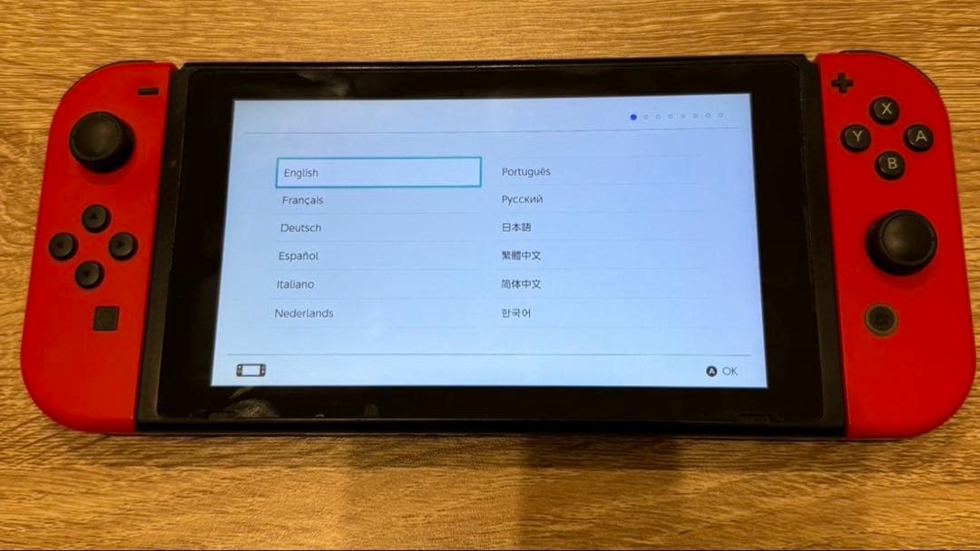 o*u様 【動作確認済み！】Nintendo Switch 赤/黒 本体