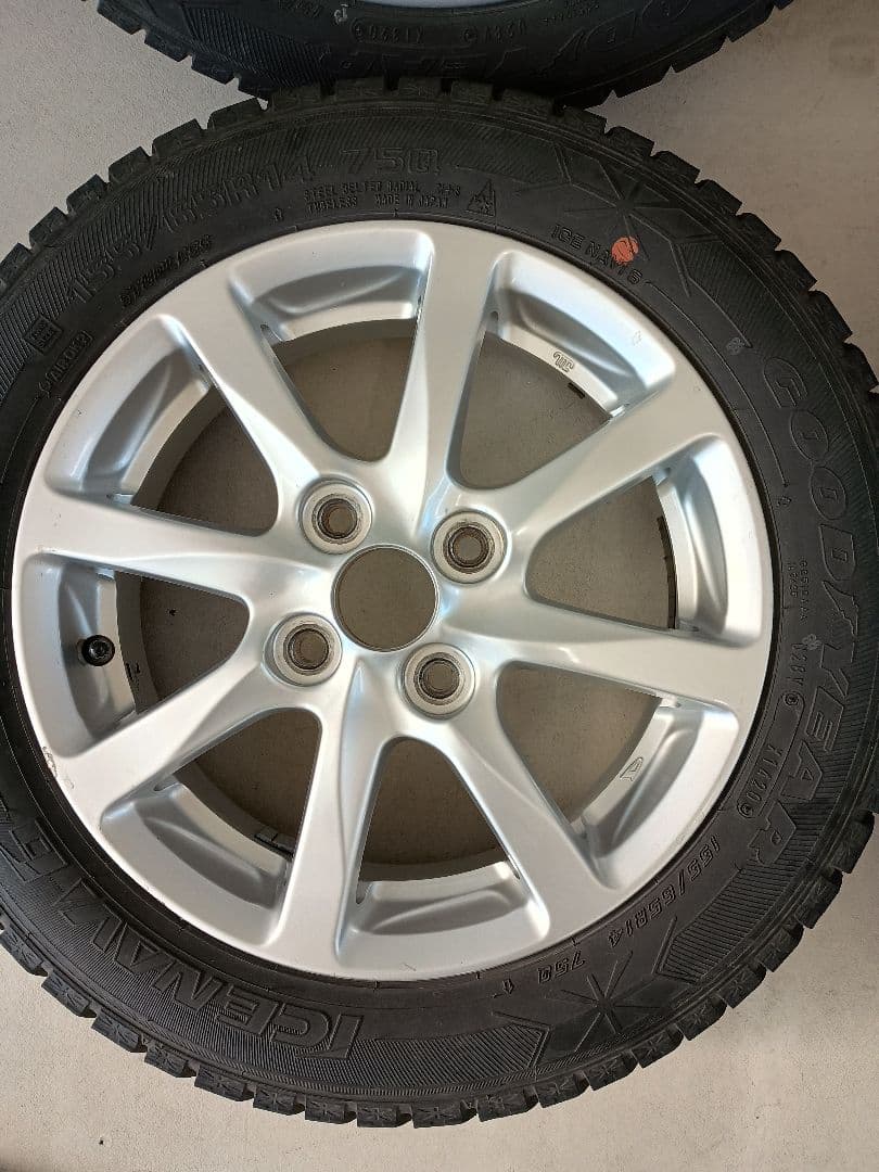 スタッドレス　155/65R14 ダイハツ純正ホイール