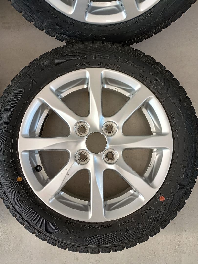 スタッドレス　155/65R14 ダイハツ純正ホイール