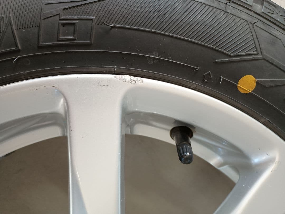スタッドレス　155/65R14 ダイハツ純正ホイール