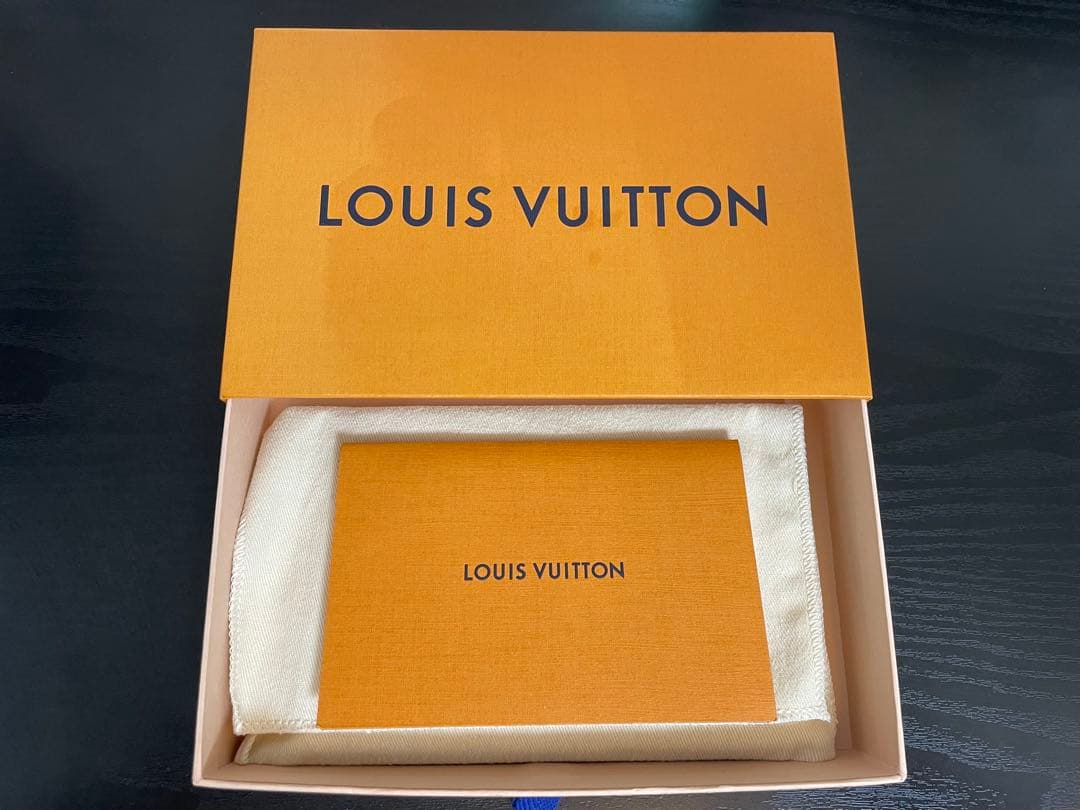 S*y様 Louis Vuitton/ダミエ/パスポートケース/正規品/美品/本