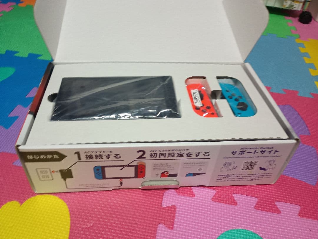 Nintendo Switch 本体 ネオンレッド/ネオンブルー　スイッチ任天堂