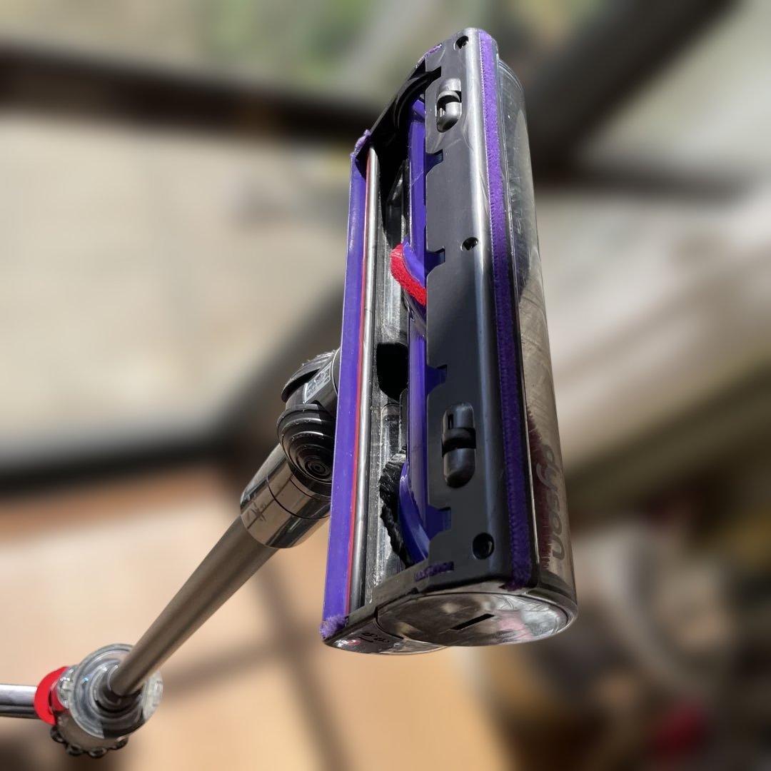 リャン様限定 Dyson V10スティッククリーナー本体 各種アタッチメント付き