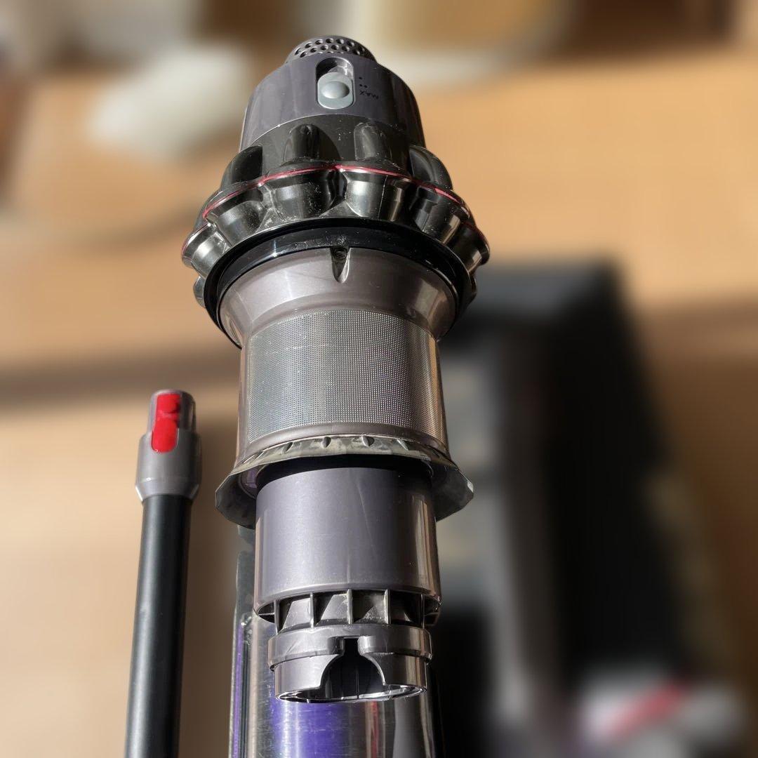 リャン様限定 Dyson V10スティッククリーナー本体 各種アタッチメント付き