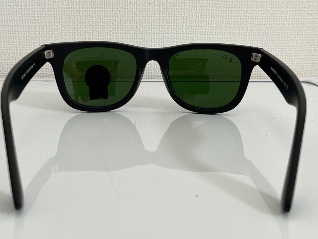 Ray•Ban　ウェリントン　ブラックレンズ　サングラス　未使用品　付属品あり