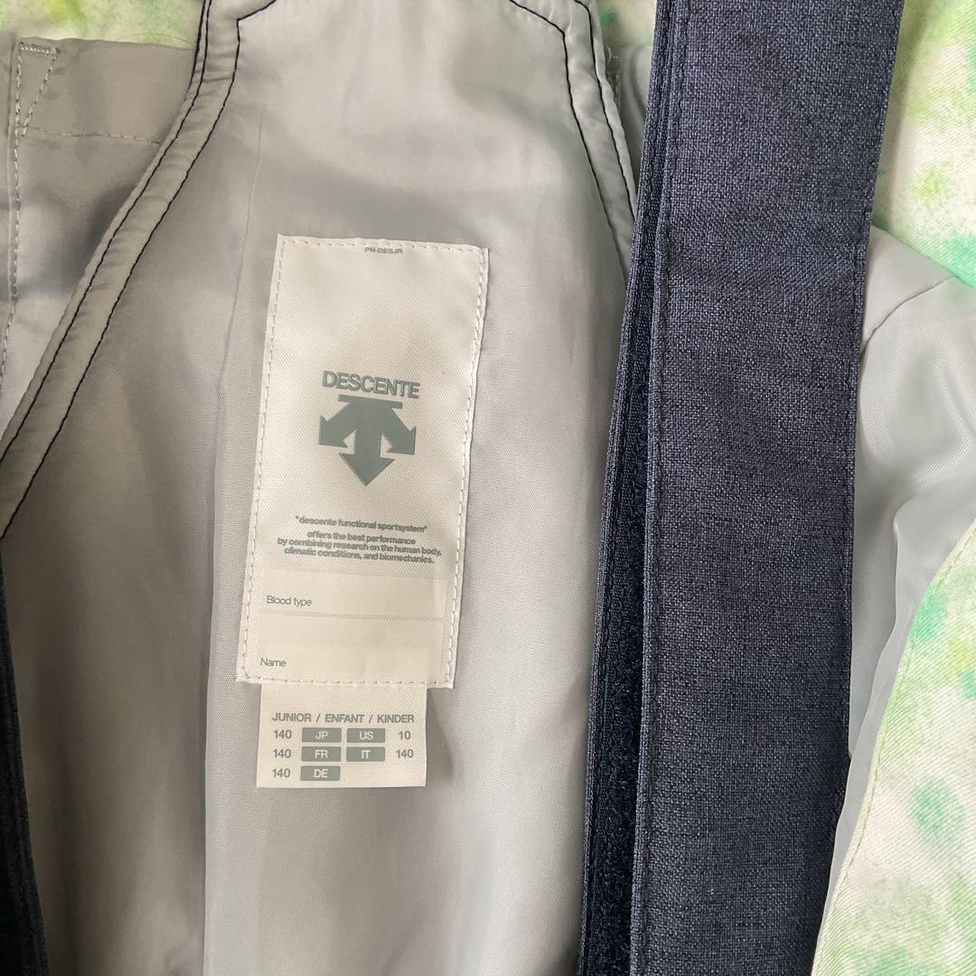 【美品】DESCENTE スキーウェア 140サイズ