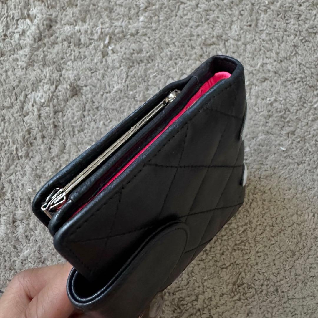 CHANEL 二つ折り財布 ブラック/ホワイト