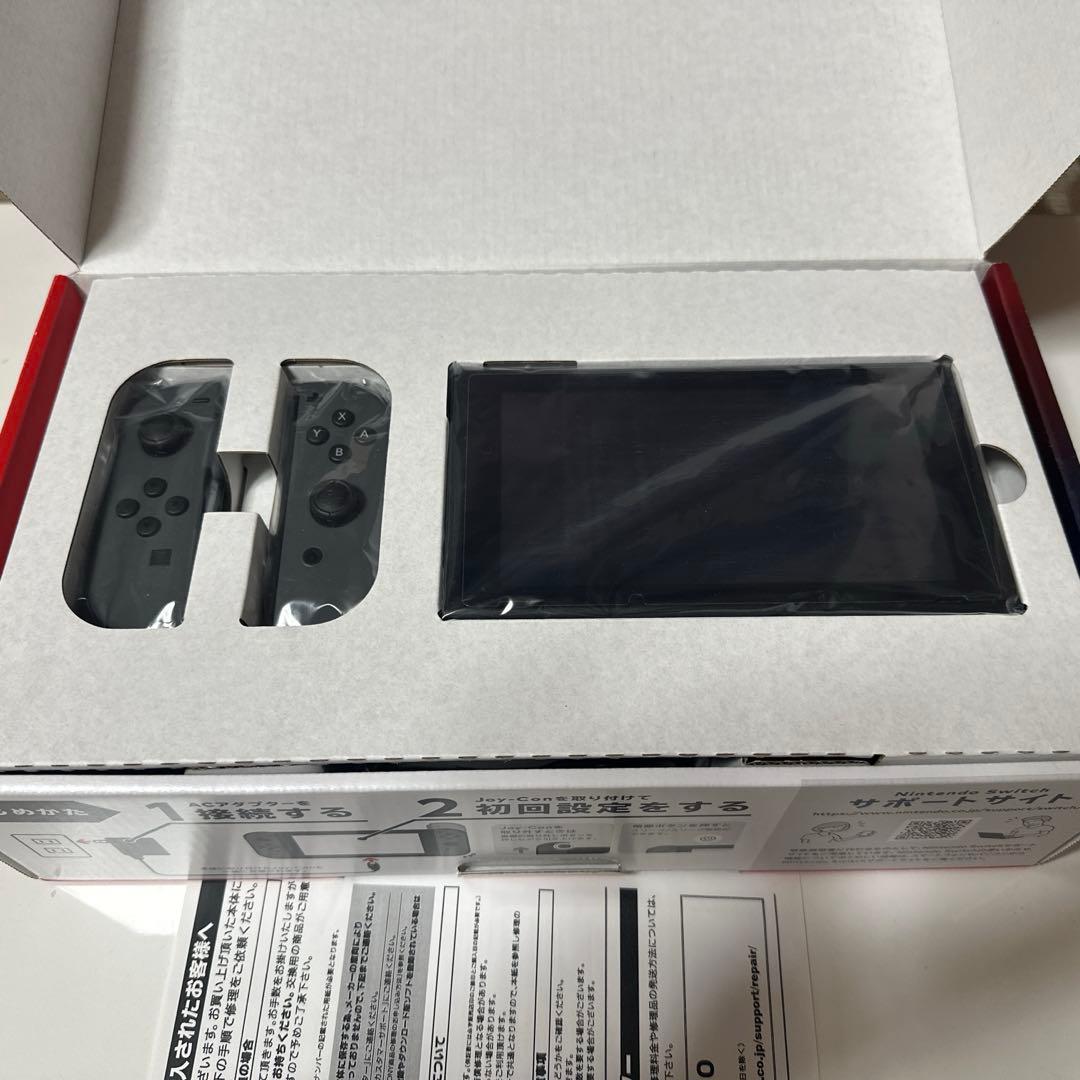 任天堂 Switch 本体 グレー