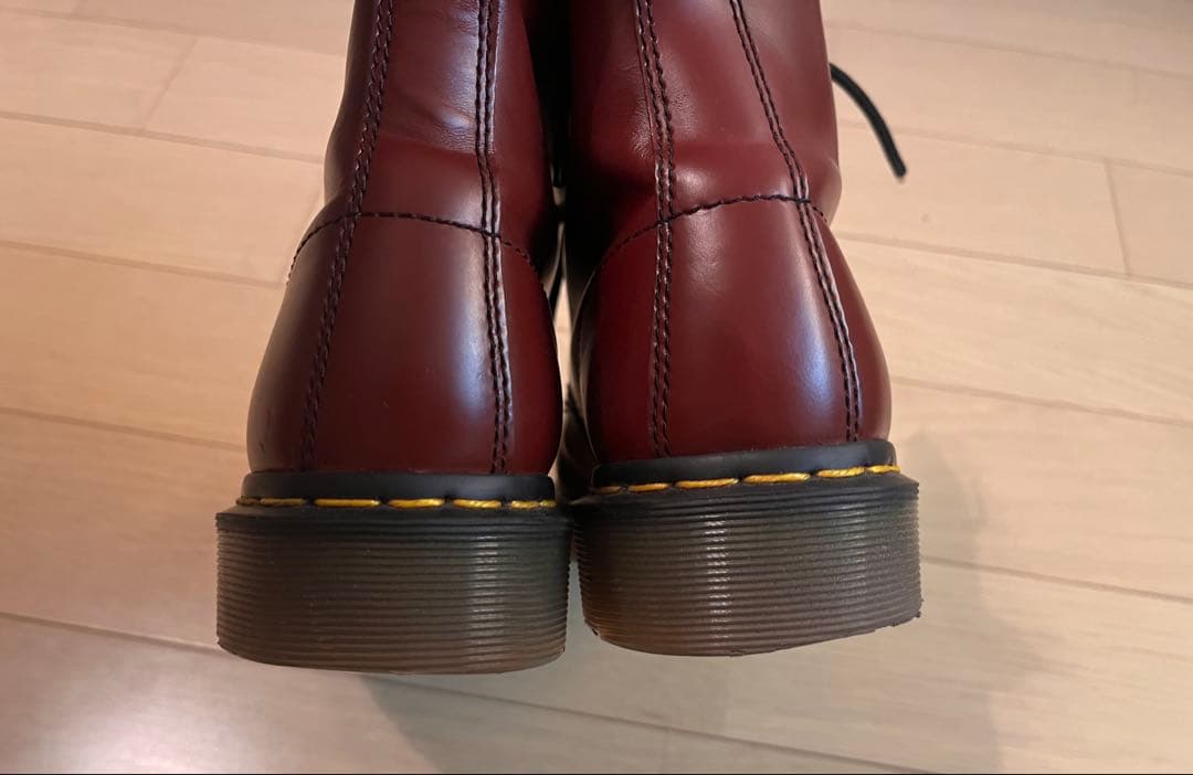 【Dr. Martens】バーガンディ 8ホールブーツUK7