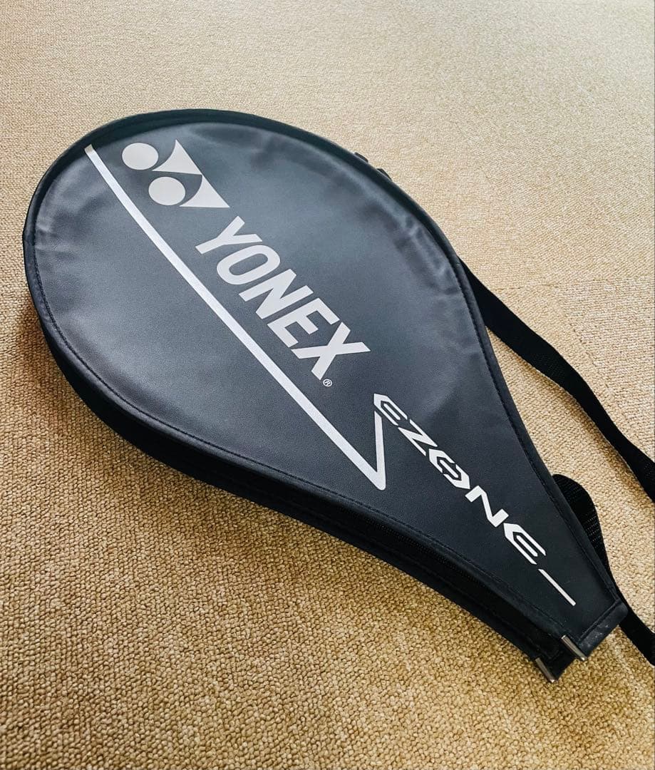 美品☆YONEX テニス ジュニアテニスラケット EZONE 26