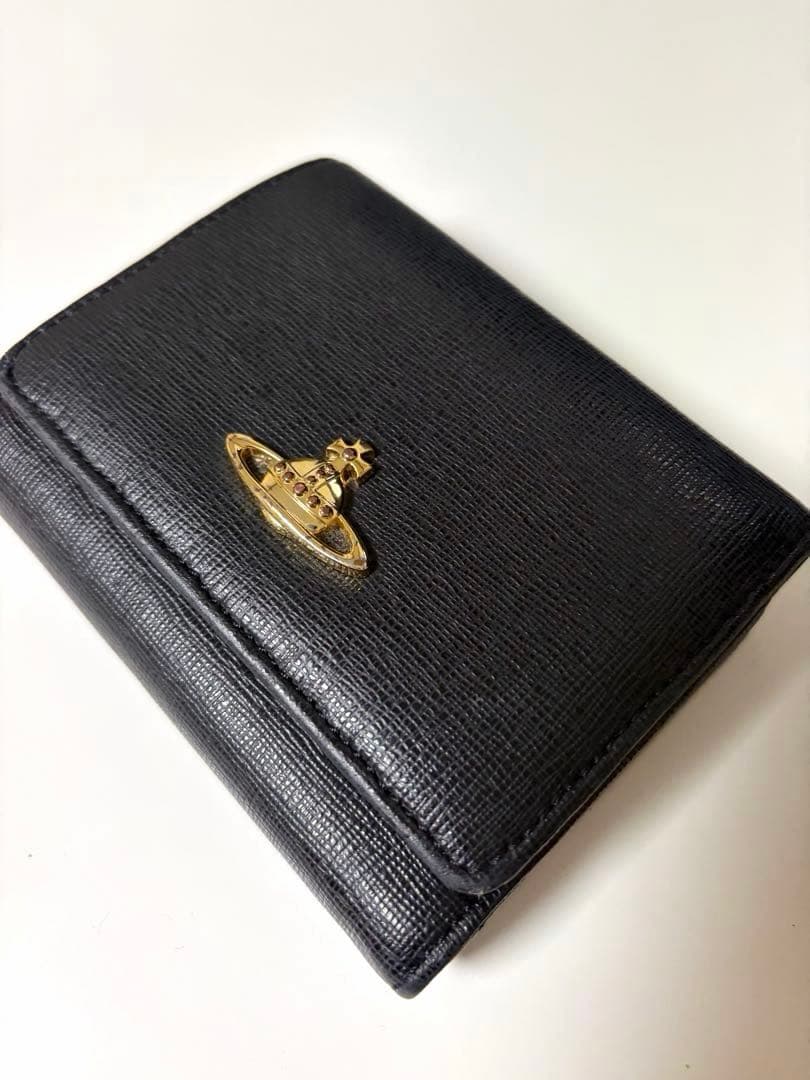 Vivienne Westwood ブラックレザー　三つ折り財布