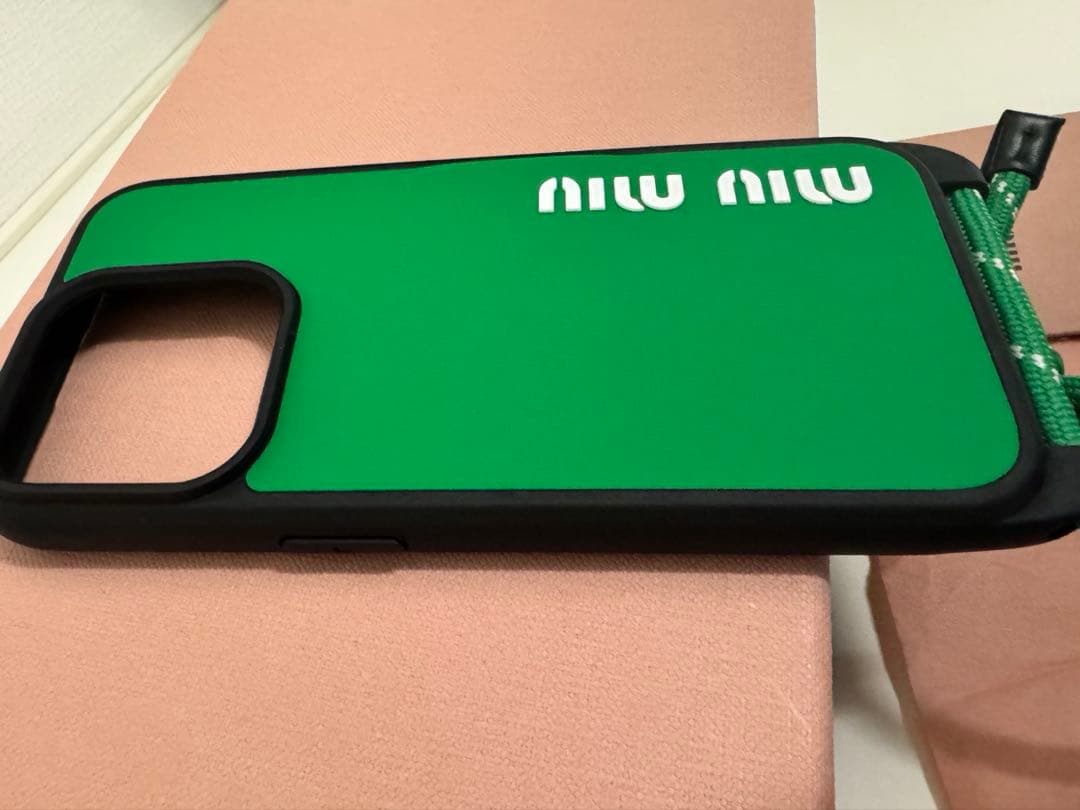 MIUMIU iPhone15Pro ケース