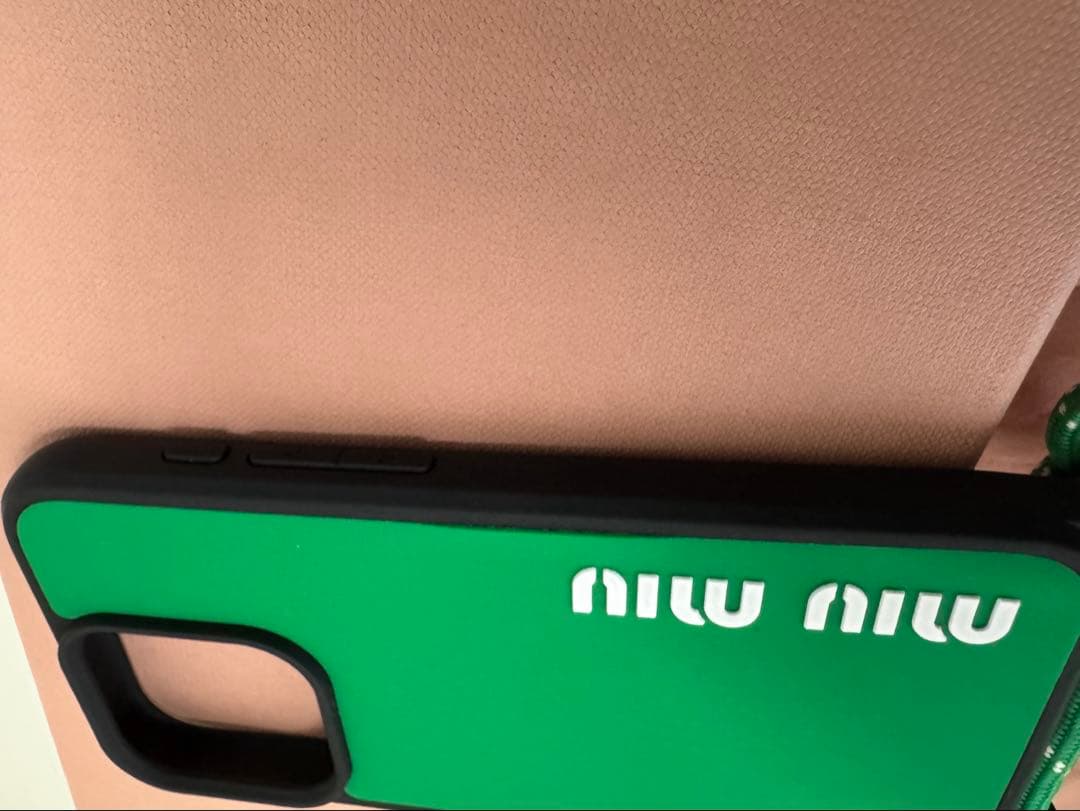 MIUMIU iPhone15Pro ケース