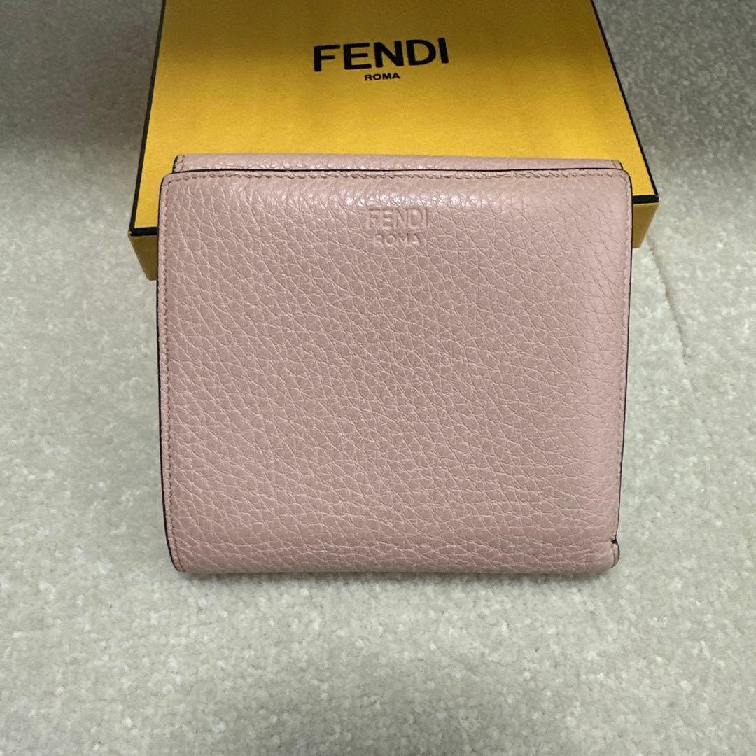 FENDI ピーカブーウォレット　財布　ピンク　バイカラー