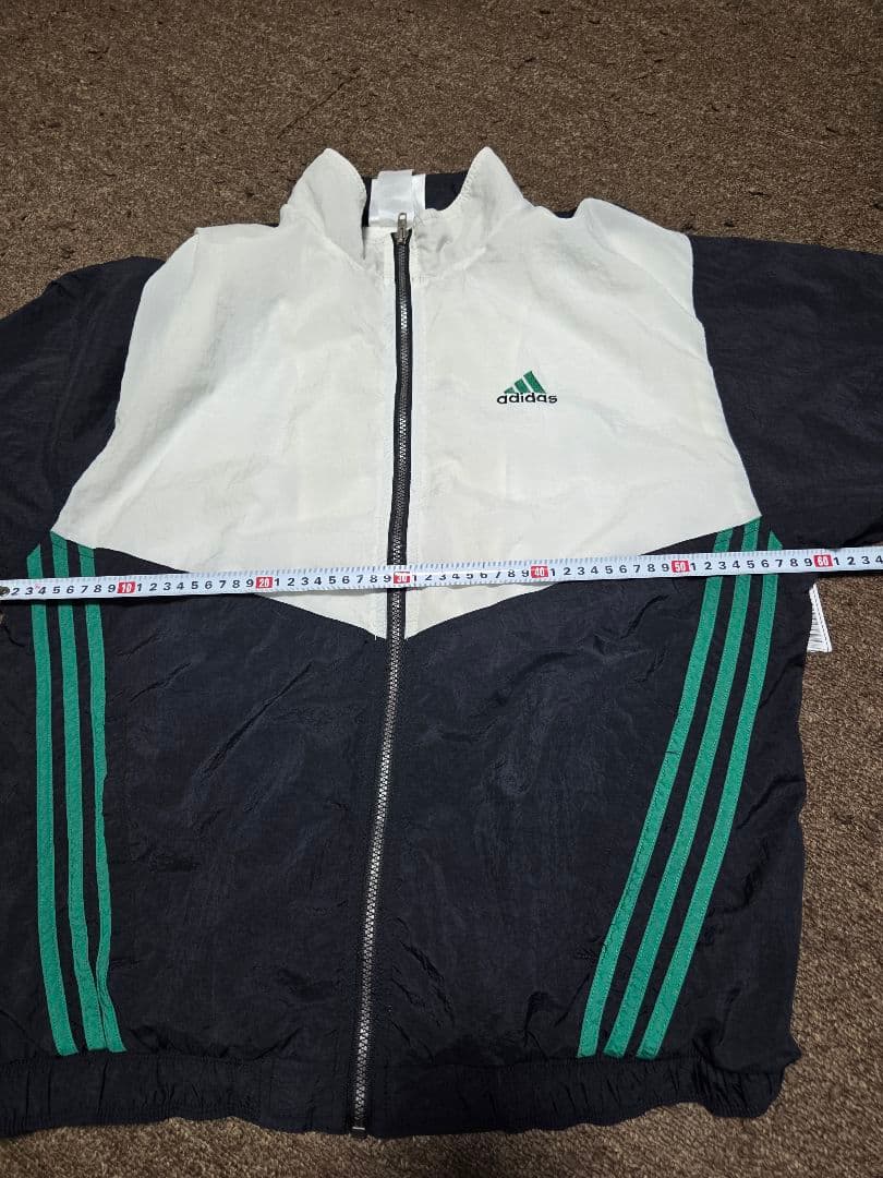 90s adidas ナイロンジャケット 万国旗タグ 常田大希 ビッグシルエット