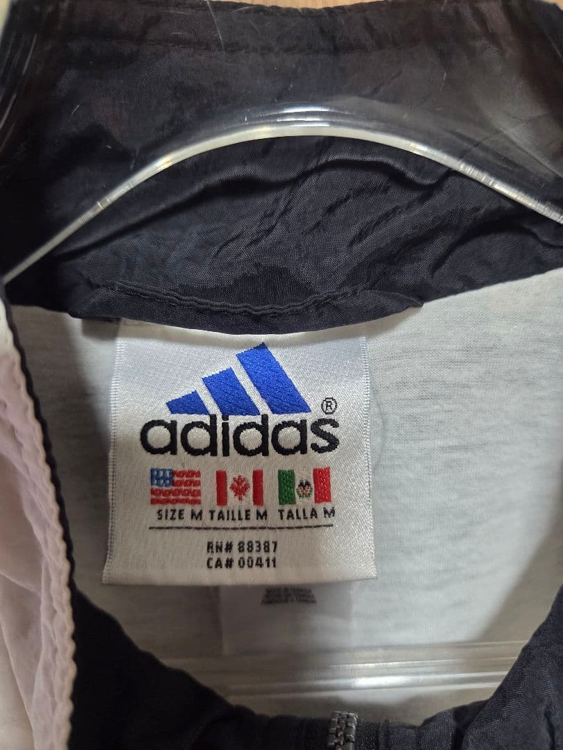 90s adidas ナイロンジャケット 万国旗タグ 常田大希 ビッグシルエット