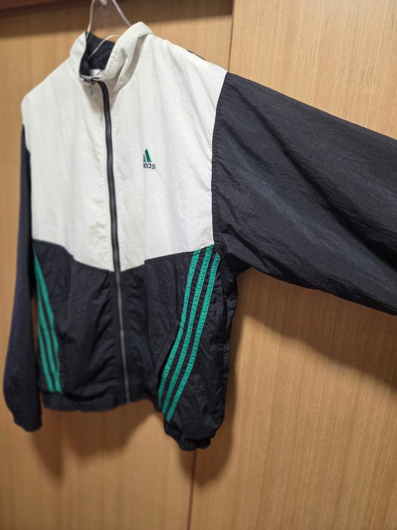 90s adidas ナイロンジャケット 万国旗タグ 常田大希 ビッグシルエット